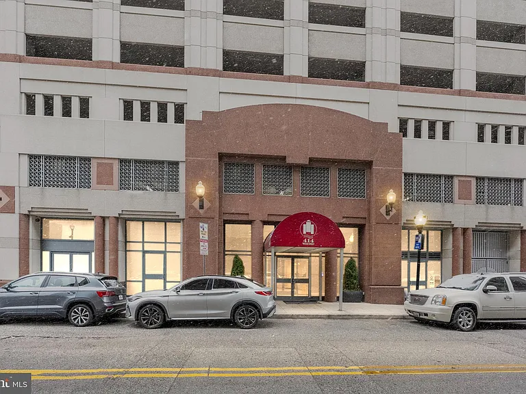 414 Water St #2903 — Photo 46