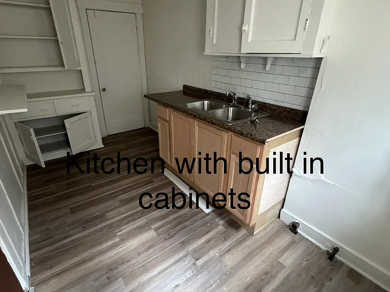 1523 Laketon Rd — Photo 7