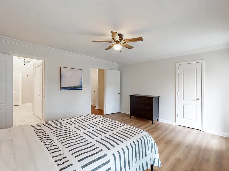 69 Atlanta Ave SW #1 — Photo 4
