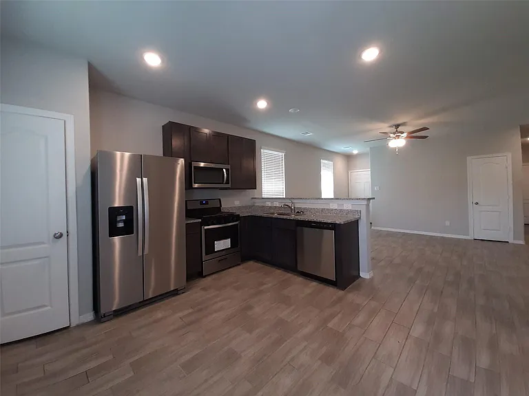 919 Redinger Ridge Dr — Photo 8