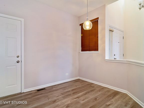 5th image of 518 Cherry Hill Ct