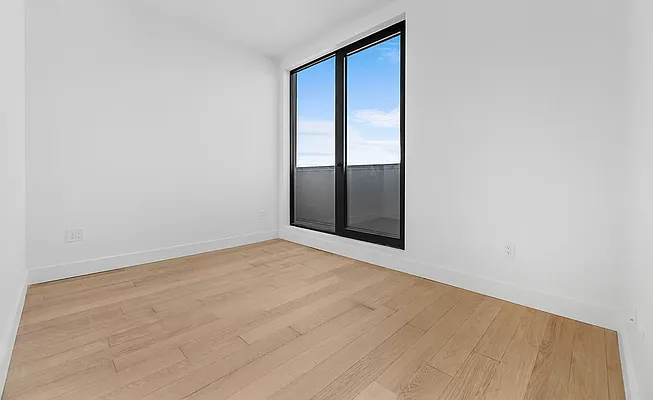 Rented by West 124th Manager LLC | media 118