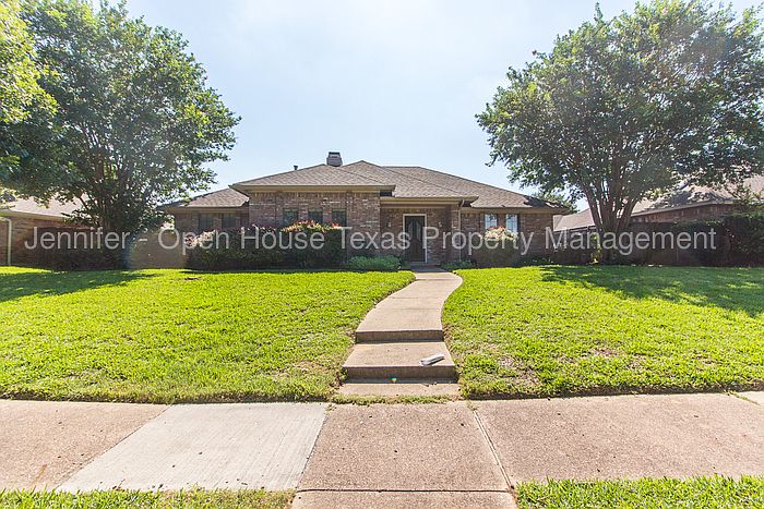 1st image of 4212 Emerson Dr