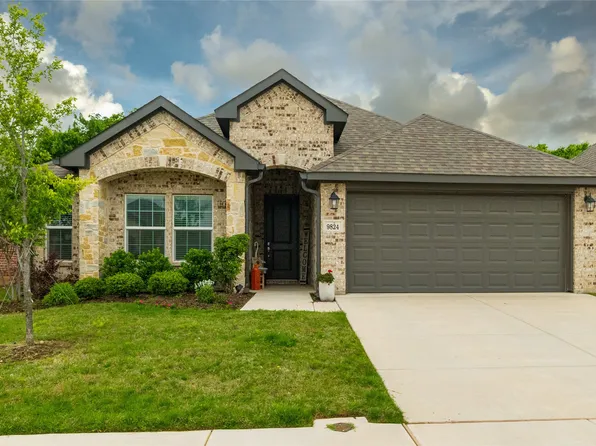 9824 Mescalbean Blvd, Crowley, TX 76036