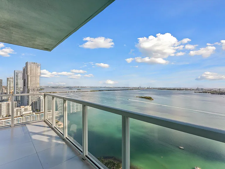 1900 N Bayshore Dr #3702 — Photo 14