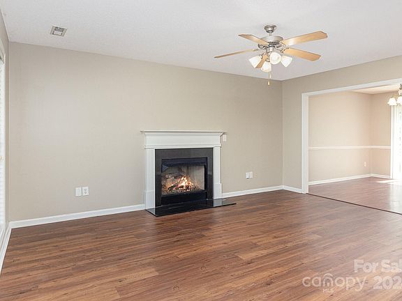 5th image of 4179 Timberwood Dr