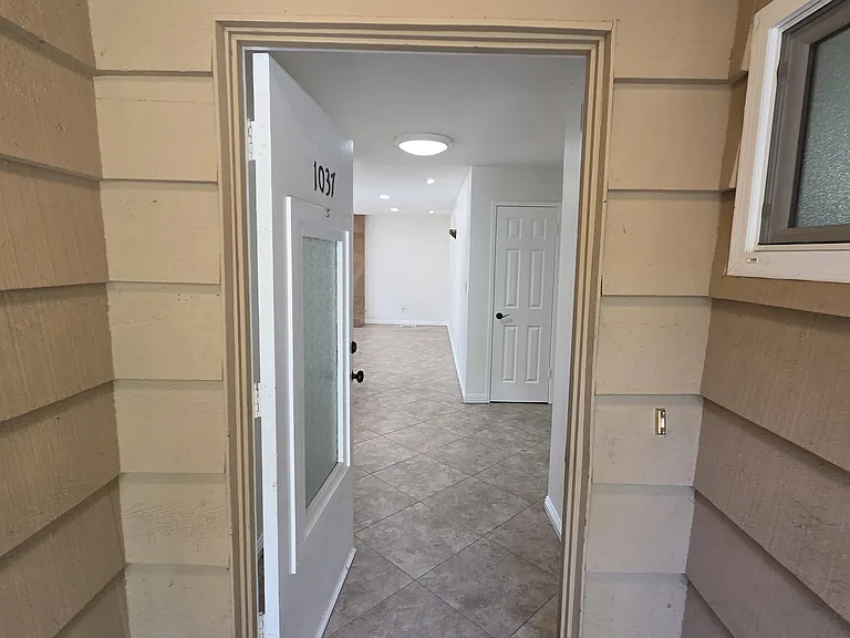 1037 Alta Vista Dr — Photo 38