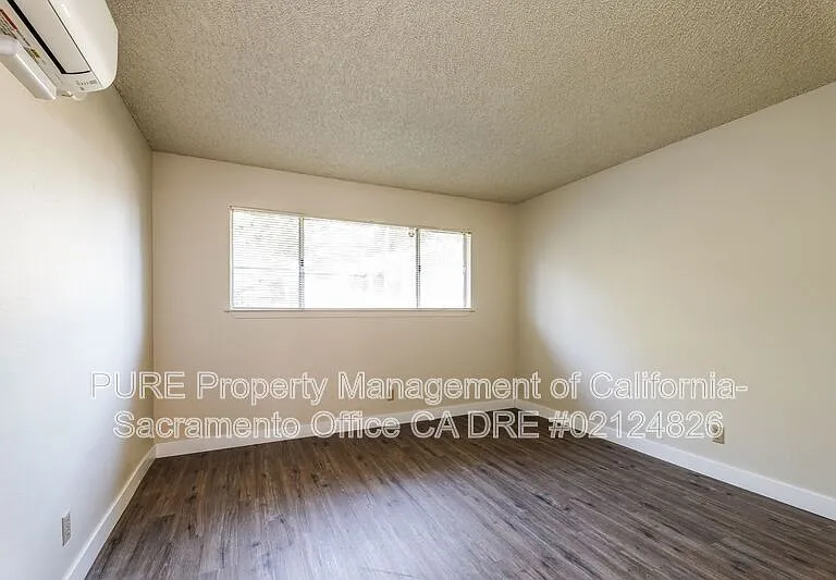 4525 Pennsylvania Ave #B — Photo 25