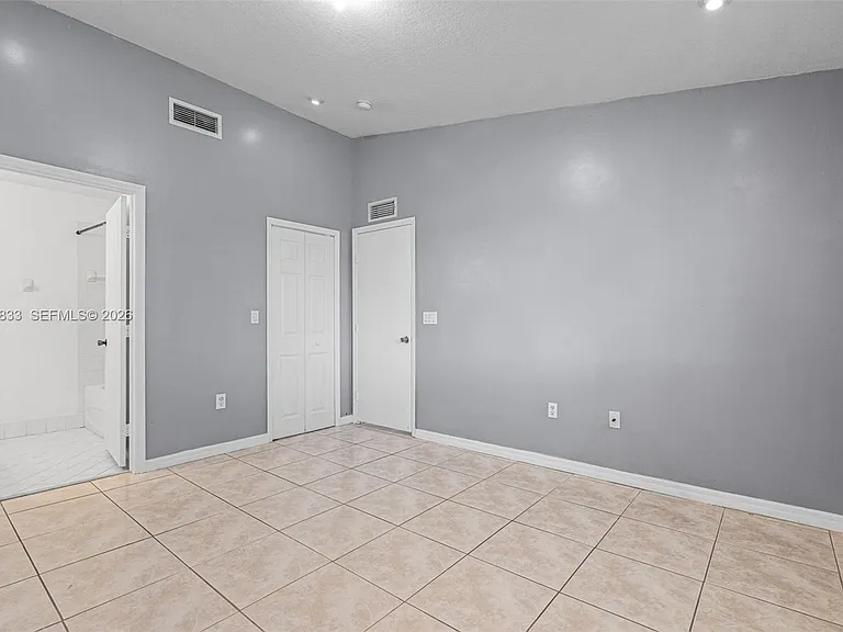 1261 SE 27th St #201 — Photo 19