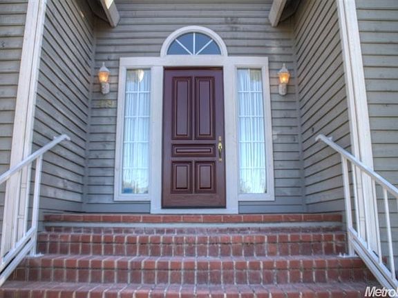 2nd image of 479 Rockport Cir