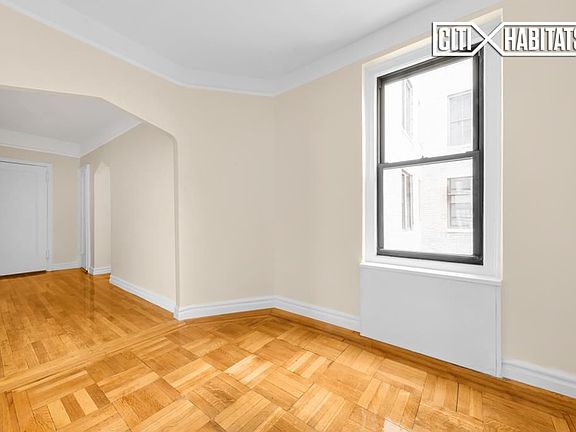 2nd image of 129 W 89th St APT 33
