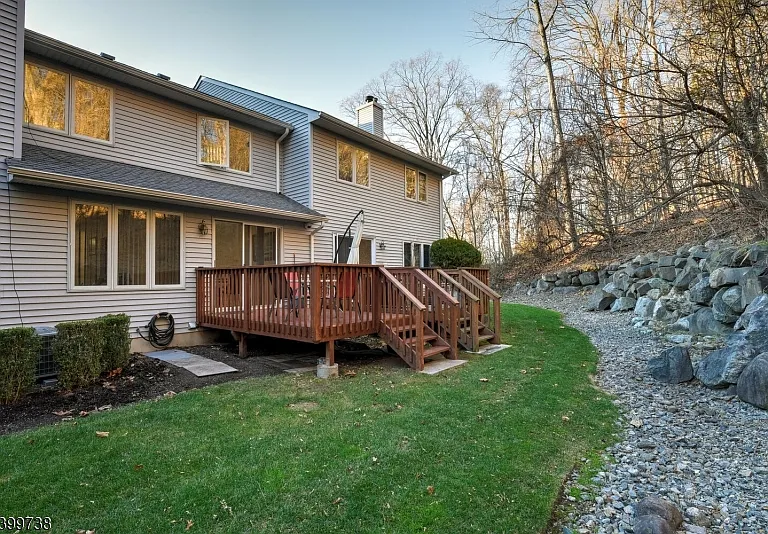 6 Hansen Pl #6 — Photo 49