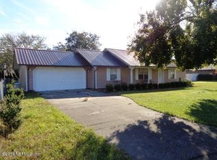 124 Crestwood Dr, Interlachen, FL 32148