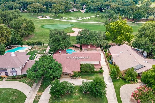 1st image of 3710 Wedgewood Ct