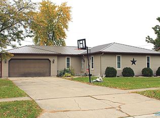 600 Jadine Dr, Defiance, OH 43512