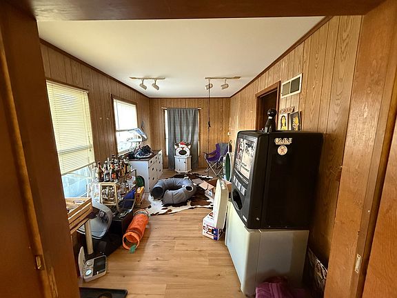 4th image of 1228 Ratone St APT 1