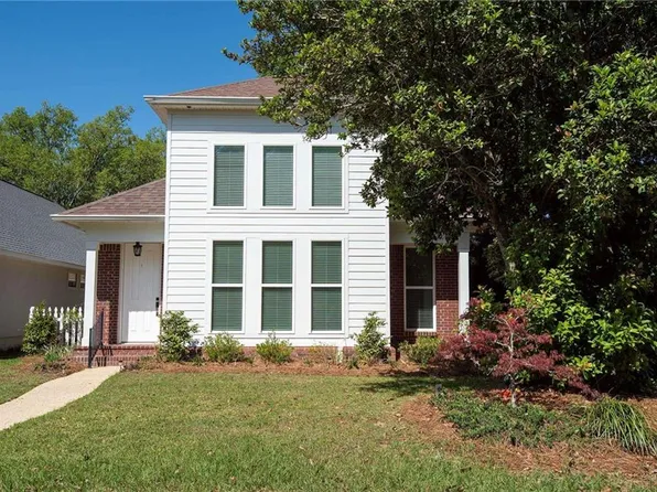 100 Kensington Ct, Fairhope, AL 36532