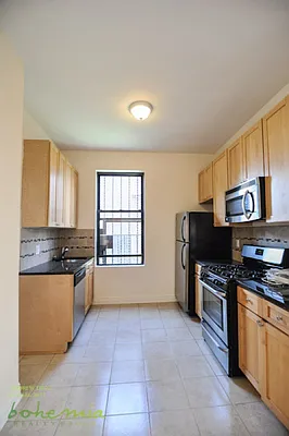 Rented by Bohemia Realty Group | media 10