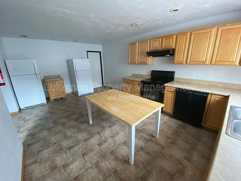 1324-1326 Knollwood Ave — Photo 13