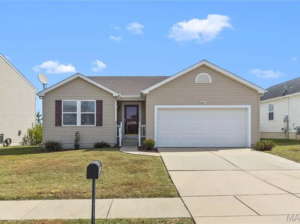6803 Scenic Byways Ln, Godfrey, IL 62035