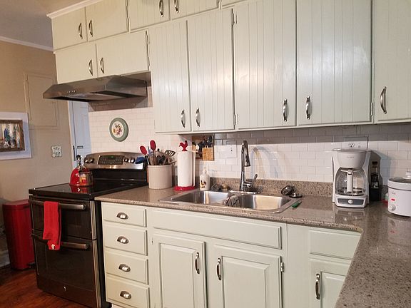 5th image of 224 Jensen St