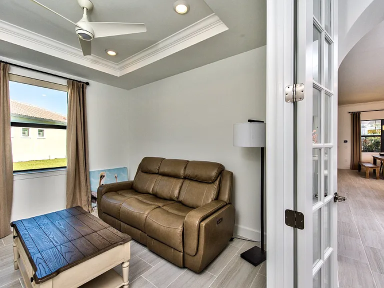 9280 Cormorant Dr — Photo 8