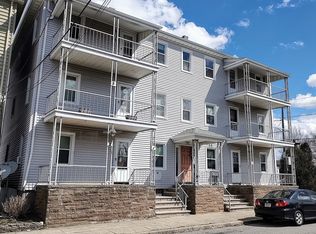 182 Suffolk St, Fall River, MA 02720