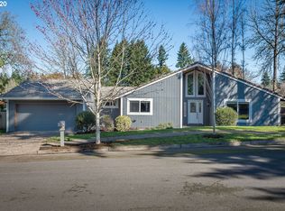 10605 SW Watkins Pl, Tigard, OR 97223