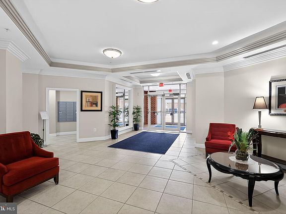 4th image of 4490 Market Commons Dr Unit 110