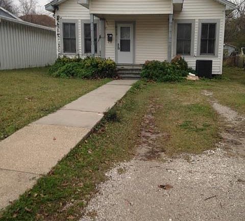 2nd image of 413 Grigsby Ave