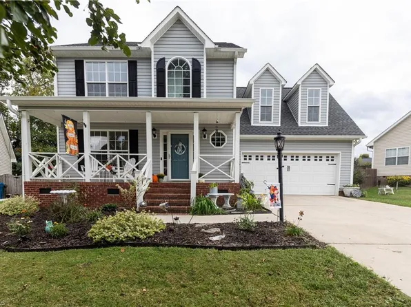 406 Sterling Ridge Dr, Archdale, NC 27263