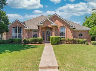 1825 Sage Dr, Garland, TX 75040