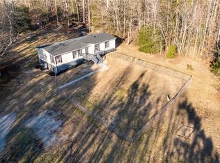 20033 River Town Rd, Yale, VA 23897