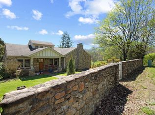 8 Bennett Rd, Candler, NC 28715