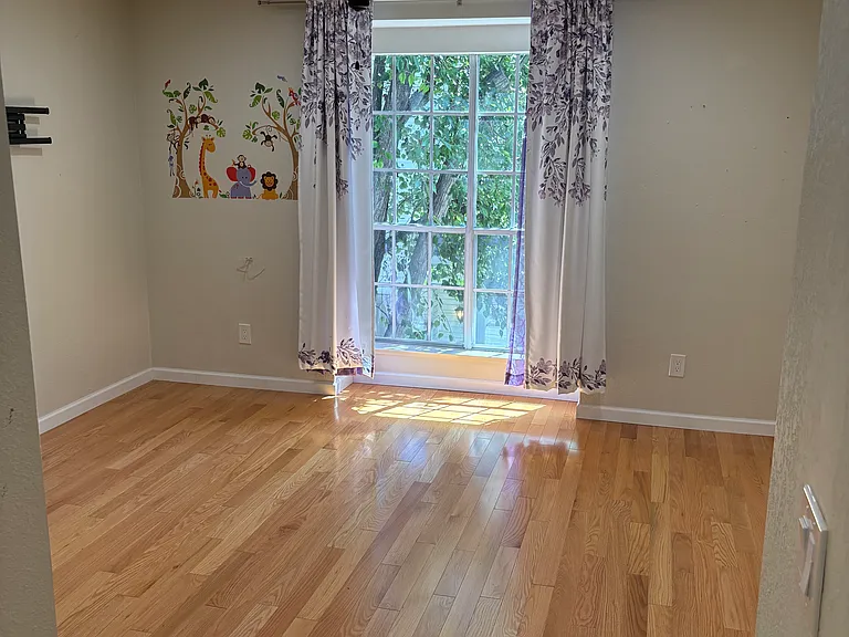975 Belmont Ter #7 — Photo 11
