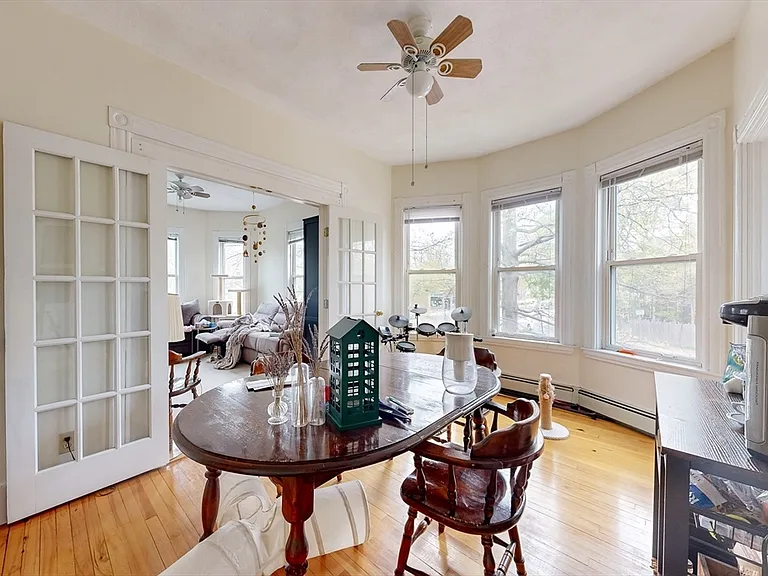 154 Elm St #2 — Photo 6