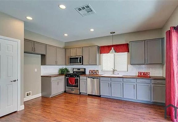 2nd image of 8532 Cheerful Brook Ave