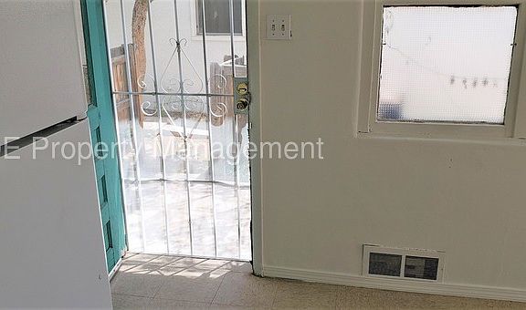 4th image of 2128 Coal Ave SE APT B