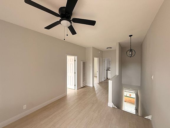 2nd image of 4302 S Hoover St #4304-1/2