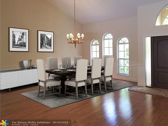5th image of 7800 Sequoia Ln