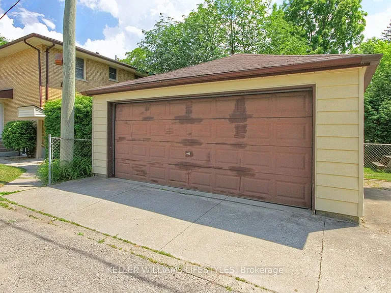 84 Wilson Ave #MAIN — Photo 26