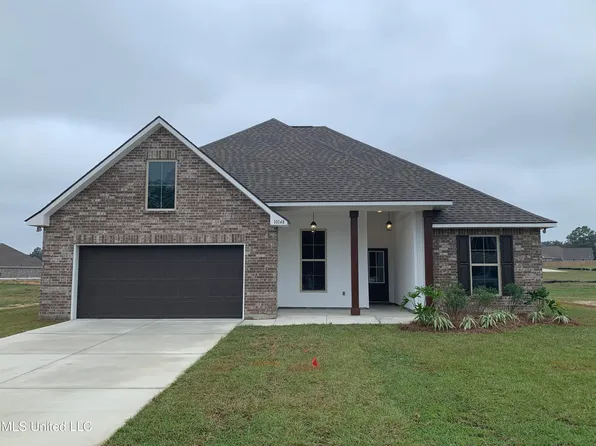 10148 Patrick Dr, Gulfport, MS 39503