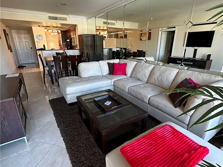 230 E Flamingo Rd #223 — Photo 4