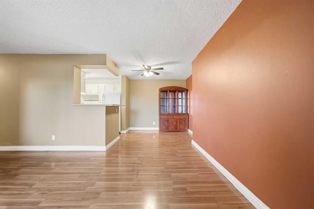 8604 E 48th Ave NW #308, Calgary, AB - View 6