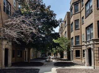 3910 N Pine Grove Ave #3, Chicago, IL 60613