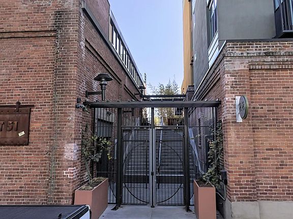 2nd image of 88 Bush St Unit 2154