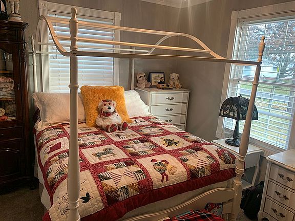 Bedroom #2 with 1 closet.