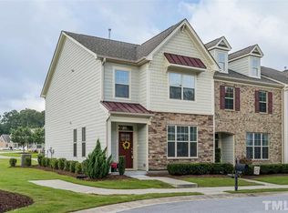 1331 Lakestone Village Ln, Fuquay Varina, NC 27526