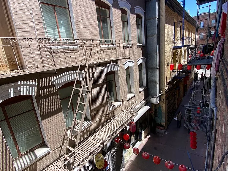 858 Washington St #19 — Photo 6