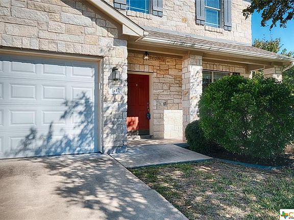 3rd image of 3717 Juniper Hills St